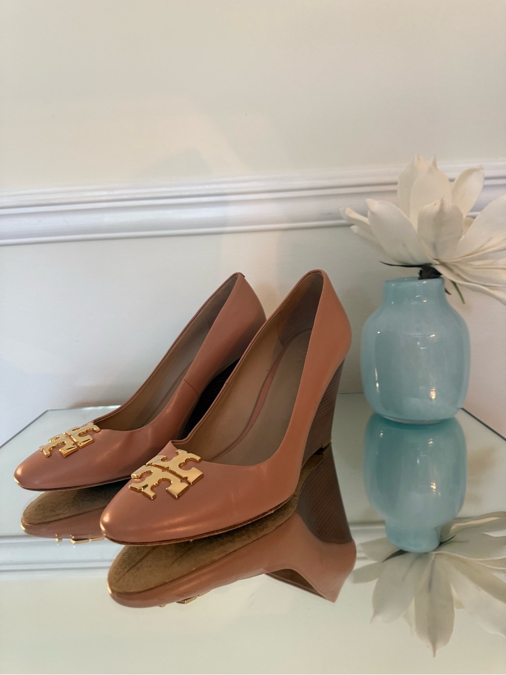 Tory Burch Rose Tan Leather Wedge Pumps with Gold Logo